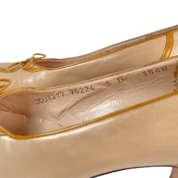 Salvatore Ferragamo Heels size 5 Beige Tan Leather - Picture 8 of 8